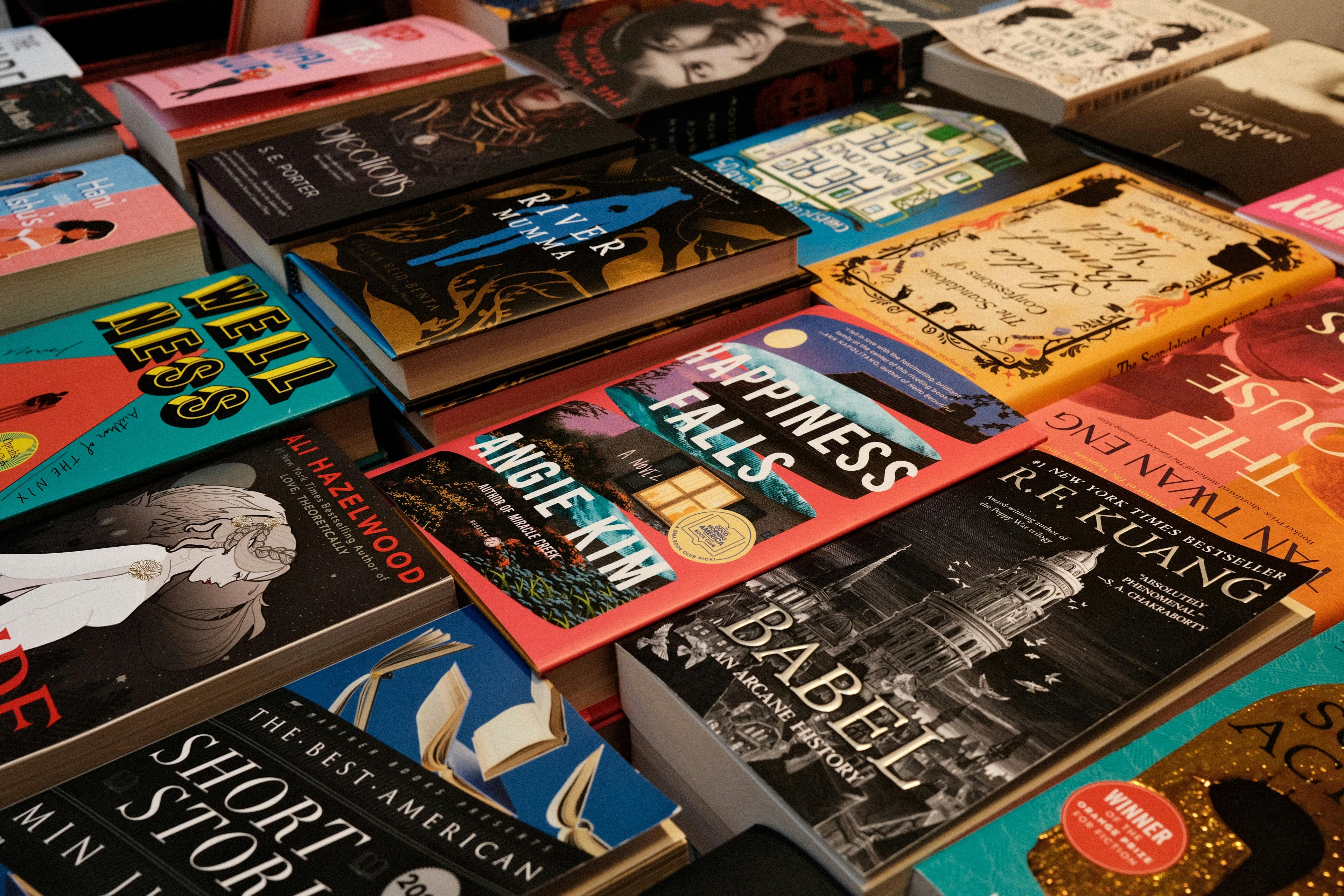 Why Buying Secondhand Books in the Philippines Is Worth It